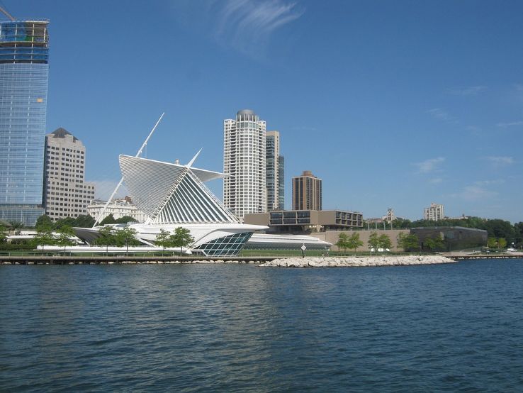 Milwaukee Lovely Lakefront  Trip Packages