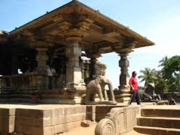 Thousand Pillar Temple Trip Packages