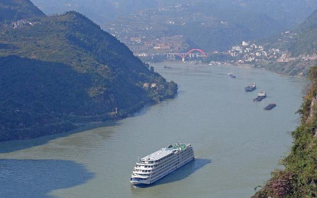 Cruise on Yangtse River Trip Packages